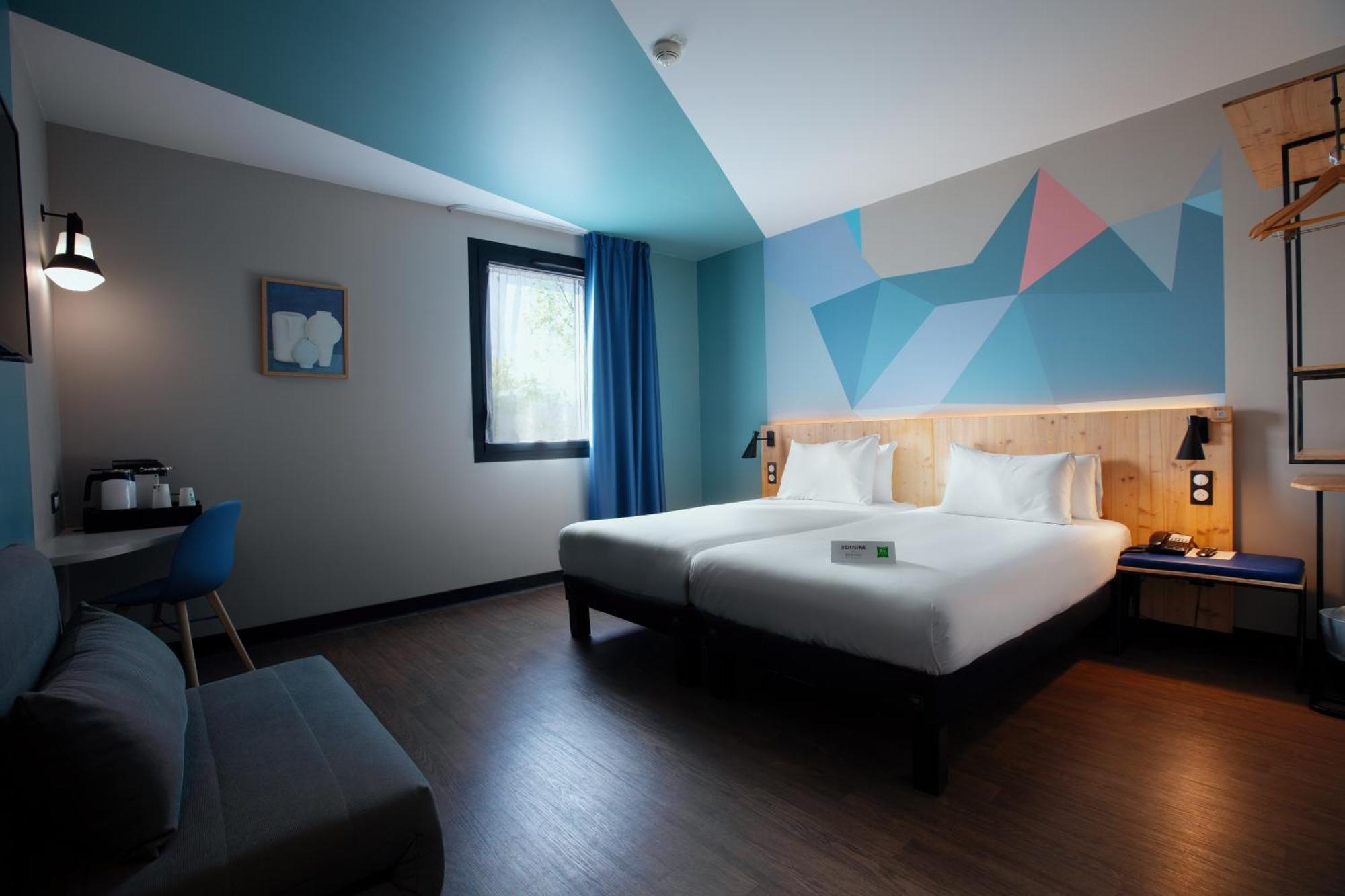 Ibis Styles Evry Lisses Hotel Exterior photo